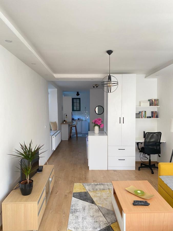 Modern Studio Apartment In The Old Town SJJ Extérieur photo
