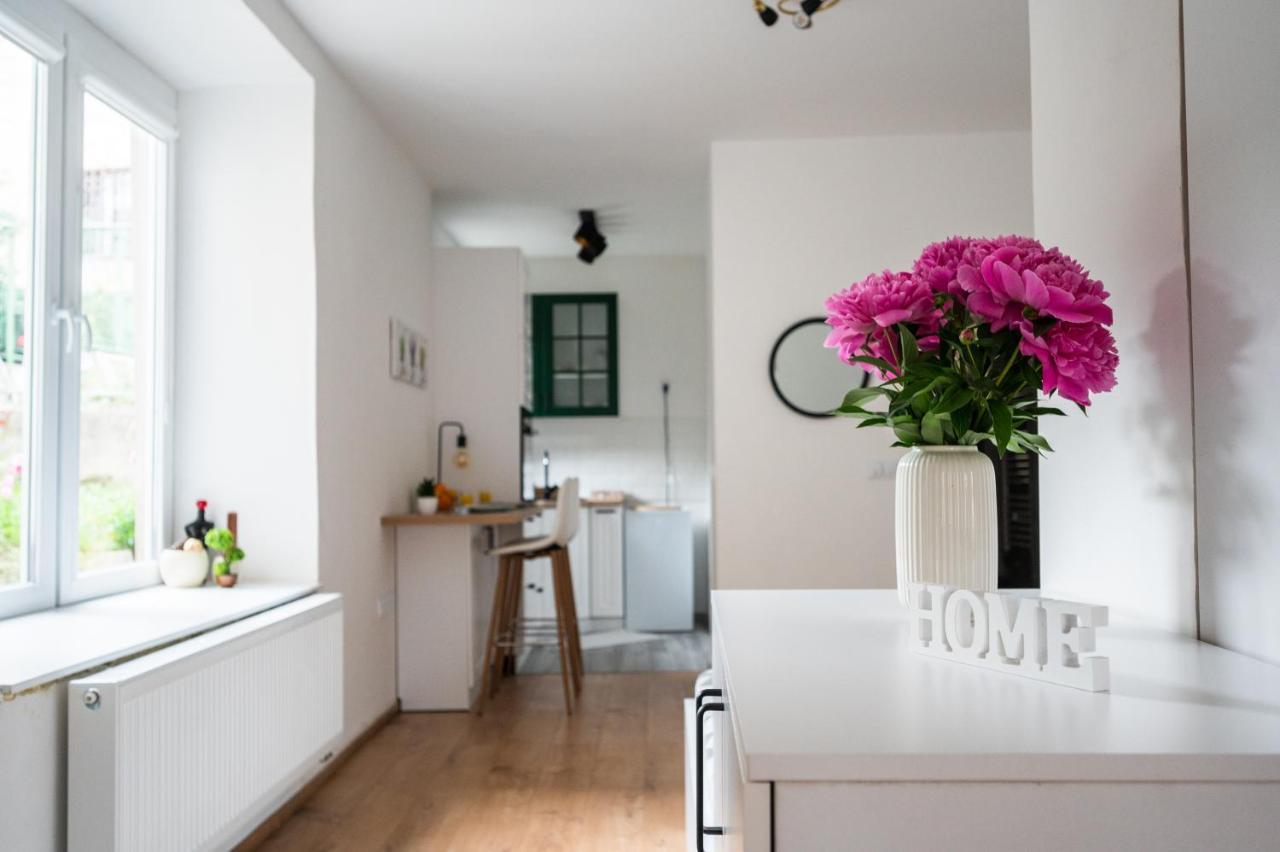Modern Studio Apartment In The Old Town SJJ Extérieur photo