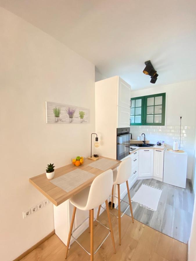 Modern Studio Apartment In The Old Town SJJ Extérieur photo