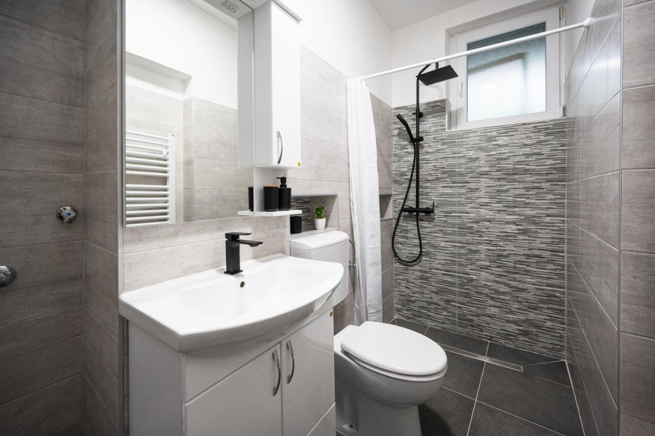 Modern Studio Apartment In The Old Town SJJ Extérieur photo